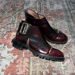 JEFFREY CAMPBELL. FLAMEL BOOTS. SIZE 8.